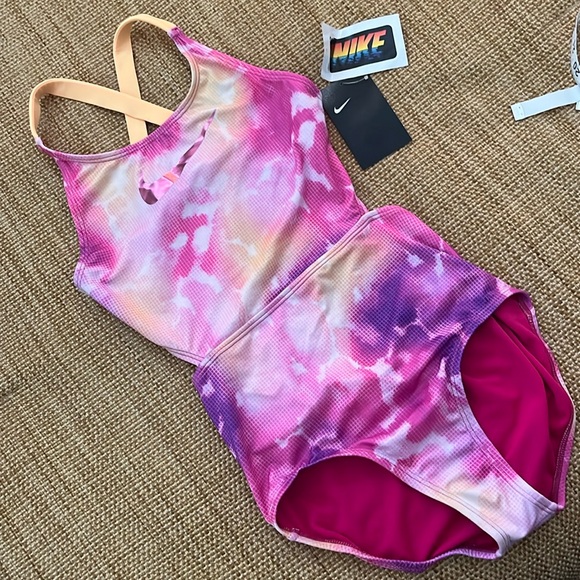 Nike Girls Swimsuit Size M 10-12 YRS - Picture 1 of 7